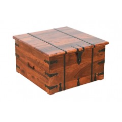 Klasyczny drewniany kufer 80x80x45